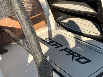 2025 Sea Pro 210 Bay - Photo 12