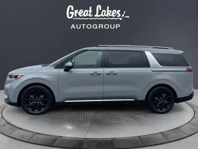 2023 Kia Carnival — side profile view