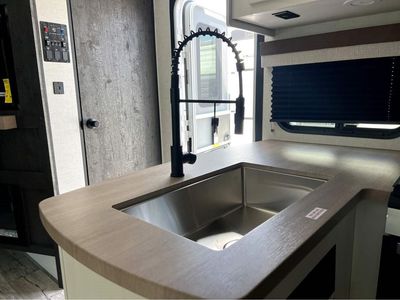 2026 VENTURE RV SIENNA - Photo 12