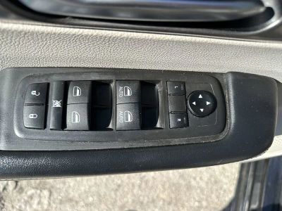 2021 Chrysler Pacifica — photo 15 view