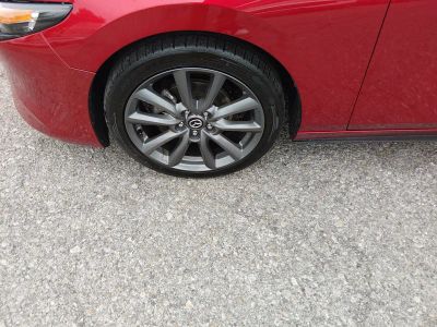 2023 Mazda Mazda3 Hatchback - Photo 10