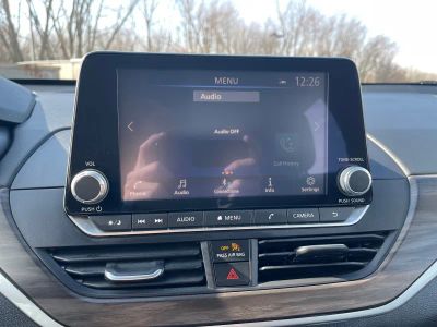 2025 Nissan Altima - Photo 11