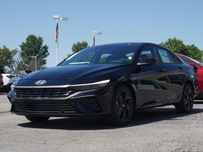 2026 Hyundai Elantra - Photo 5