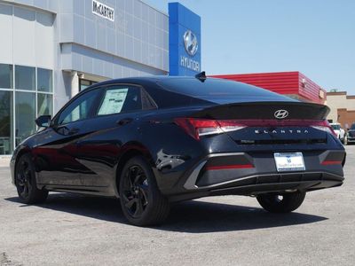 2026 Hyundai Elantra - Photo 13