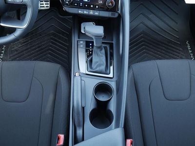 2026 Hyundai Elantra - Photo 38