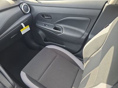 2025 Nissan Versa — photo 15 view