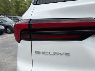 2025 Buick Enclave — photo 10 view