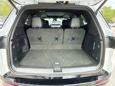 2025 Buick Enclave — photo 12 view