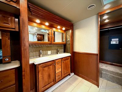 2016 Tiffin Phaeton - Photo 22