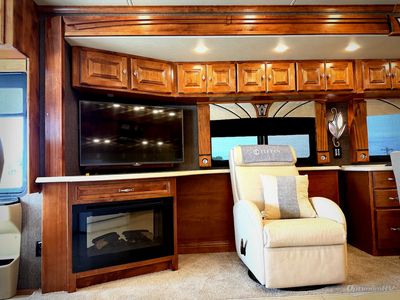 2016 Tiffin Phaeton - Photo 8