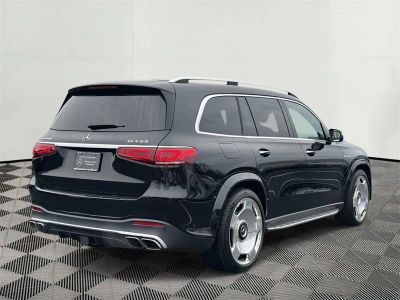 2022 Mercedes-Benz GLS - Photo 8