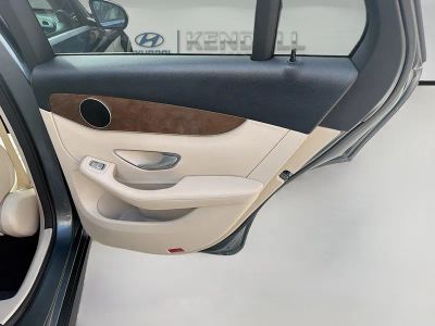 2019 Mercedes-Benz GLC — photo 28 view