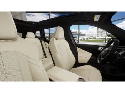 2026 BMW X3 — photo 9 view