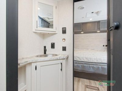 2026 Venture RV Campbound Platinum - Photo 22