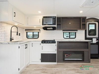 2026 Venture RV Campbound Platinum - Photo 11