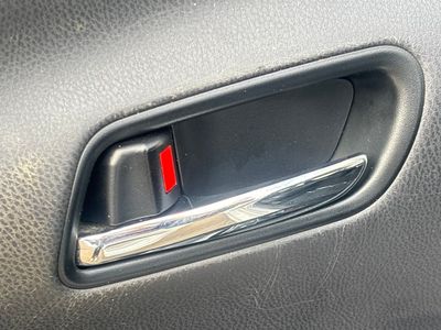 2022 Toyota Prius - Photo 7