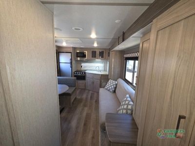 2020 Coachmen RV Freedom Express - Photo 8