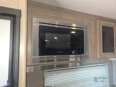 2020 Coachmen RV Freedom Express - Photo 17