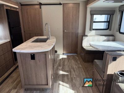 2022 Grand Design Imagine - Photo 6