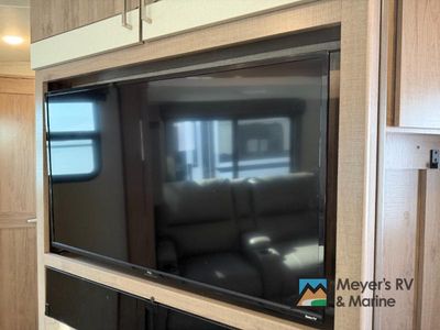 2022 Grand Design Imagine - Photo 15
