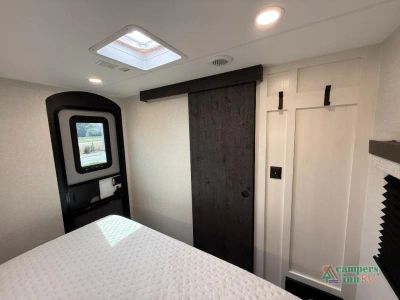 2026 Venture RV Campbound — photo 38 view