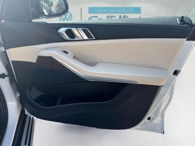 2022 BMW X5 — photo 35 view