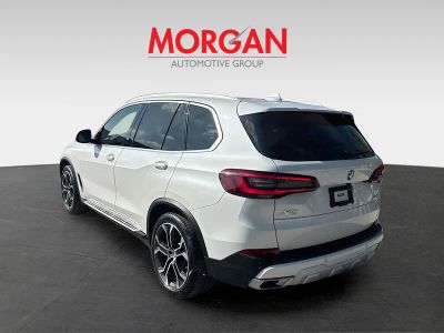 2022 BMW X5 — detail view