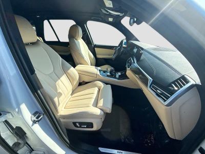 2022 BMW X5 — photo 33 view