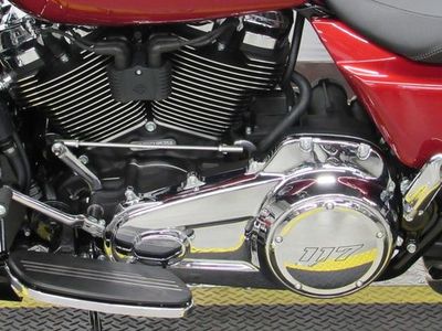 2025 Harley-Davidson FLHX - Street Glide - Photo 10