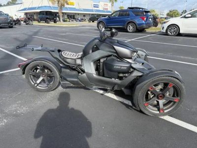 2019 Can-Am® Ryker 600 ACE™ — front three-quarter view