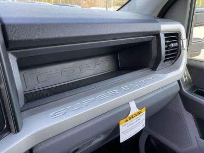 2026 Ford F-250SD — photo 21 view