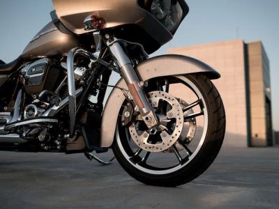 2017 Harley-Davidson Road Glide - Photo 9