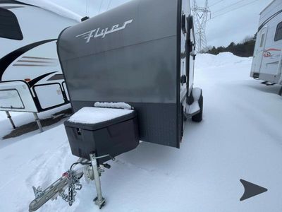 2022 inTech RV InTech RV — side profile view