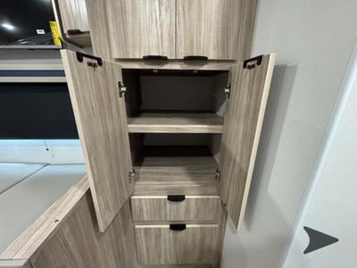 2025 Winnebago Access - Photo 15