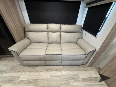 2025 Winnebago Access - Photo 42