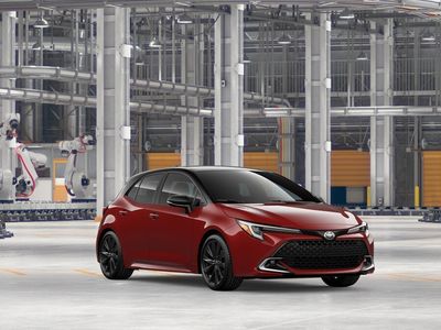 2026 Toyota Corolla Hatchback — photo 15 view