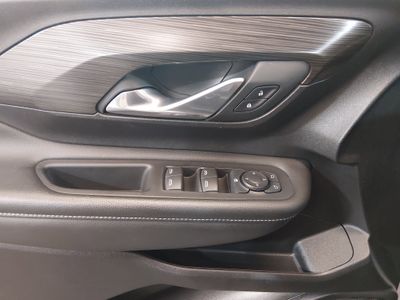 2024 GMC Terrain - Photo 17