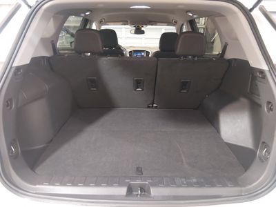 2024 GMC Terrain - Photo 11