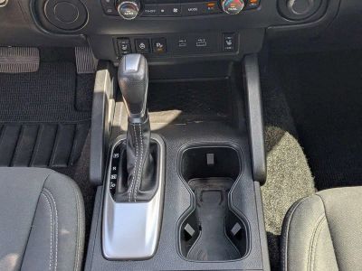 2022 Nissan Frontier — photo 17 view