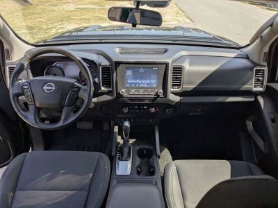 2022 Nissan Frontier — photo 13 view