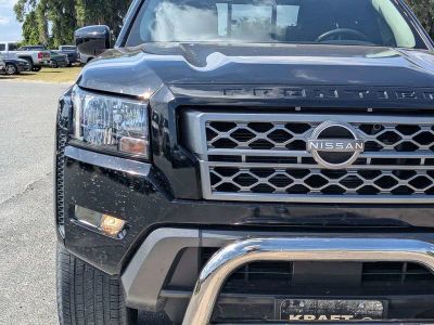 2022 Nissan Frontier — photo 9 view