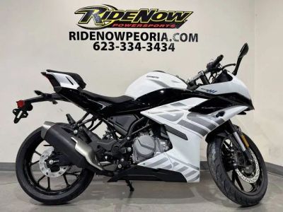 2026 CFMOTO 300SS — front three-quarter view