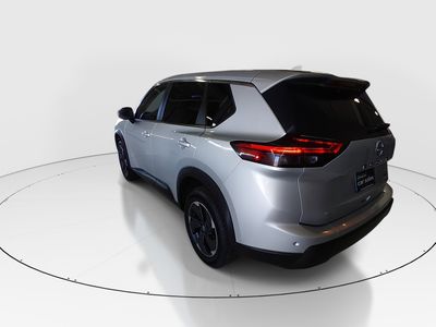 2025 Nissan Rogue - Photo 5