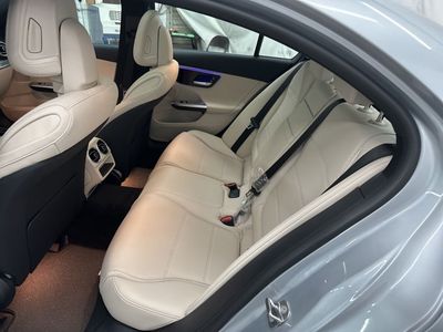 2026 Mercedes-Benz C-Class - Photo 23