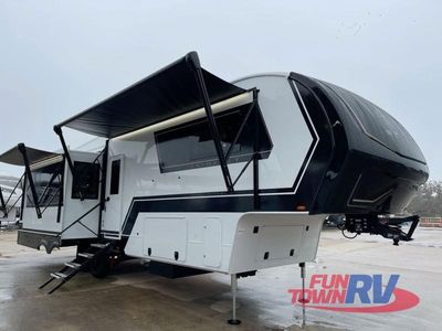 2026 Brinkley Model Z - Photo 1