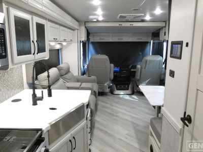 2025 Holiday Rambler Invicta - Photo 6