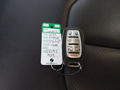 2024 Chrysler Pacifica — photo 15 view