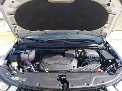 2024 Chrysler Pacifica — photo 9 view