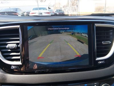 2024 Chrysler Pacifica — photo 16 view