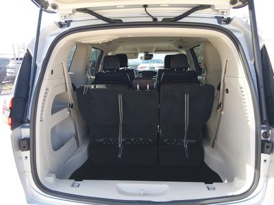 2024 Chrysler Pacifica — photo 11 view